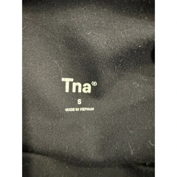 Tna Aritzia Atmosphere High Waisted Biker Shorts Black Women Size Small 7 Inseam - Picture 5 of 9